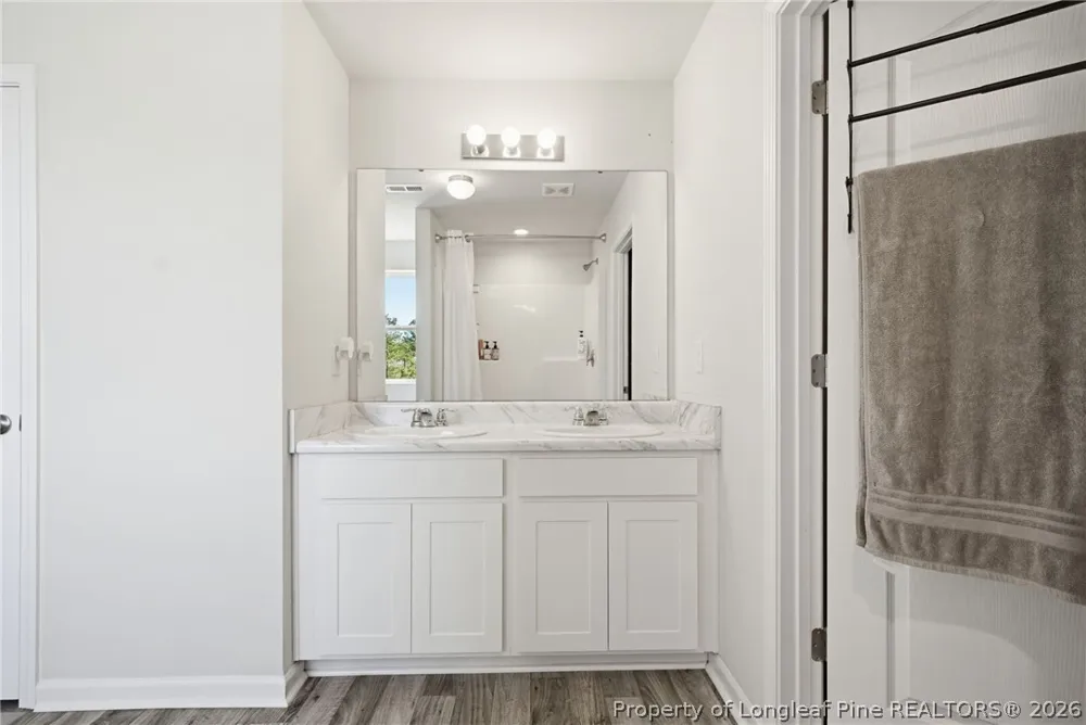 913 Sapphire Stone Lane Hope Mills, NC 28348