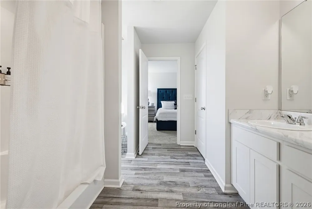 913 Sapphire Stone Lane Hope Mills, NC 28348