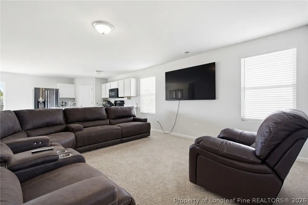913 Sapphire Stone Lane Hope Mills, NC 28348