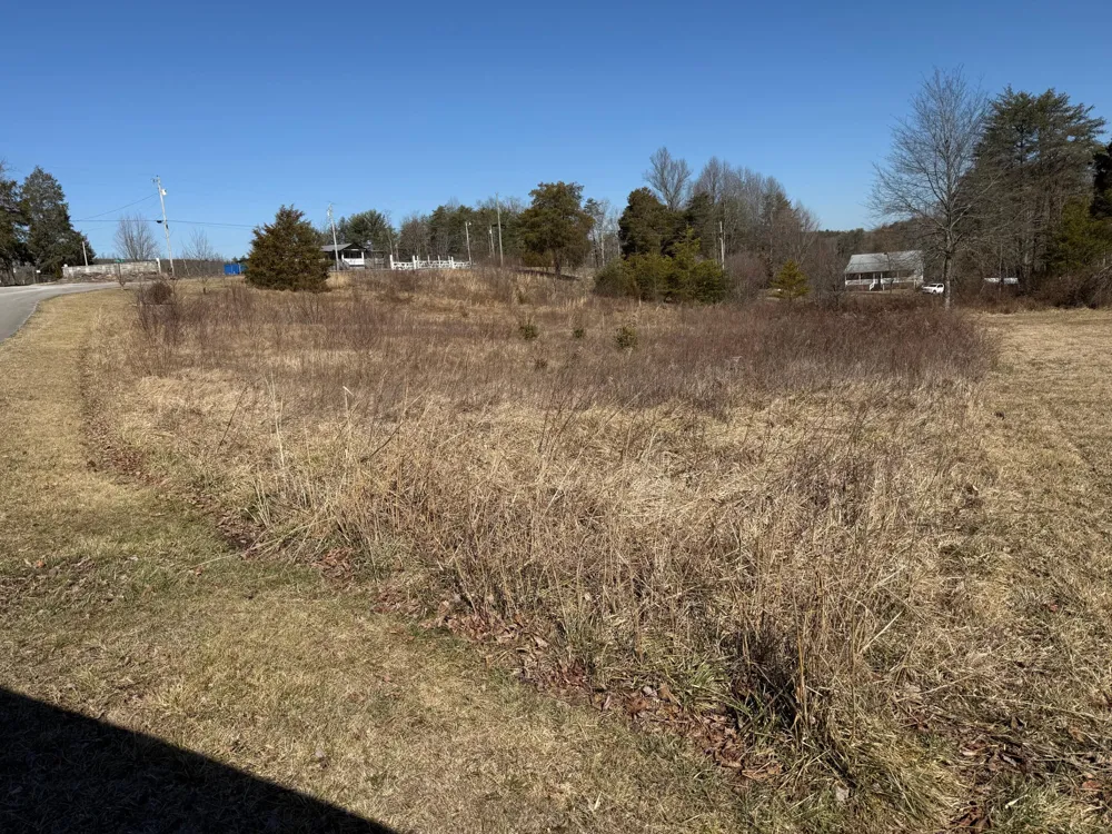 7 Crockett Lake Drive Crossville, TN 38572