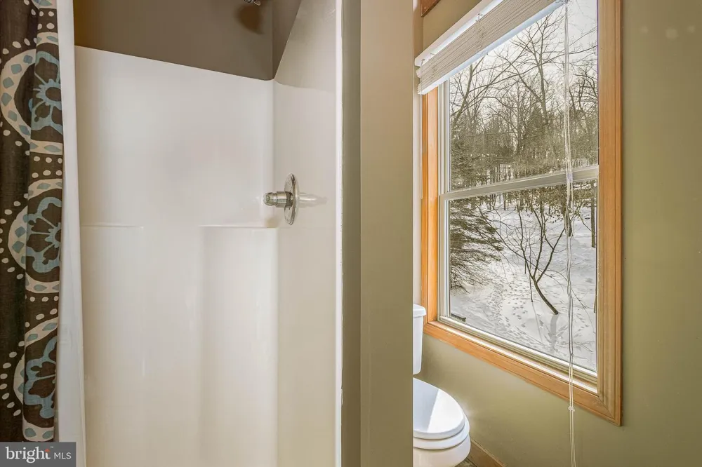231 SANTA FE TRAIL Oakland, MD 21550