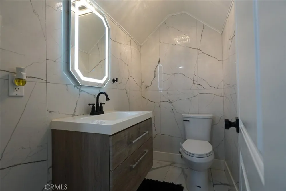 2364 Las Palomas La Habra Heights, CA 90631
