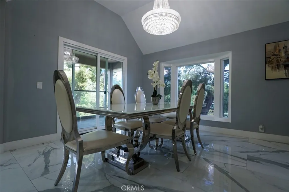 2364 Las Palomas La Habra Heights, CA 90631