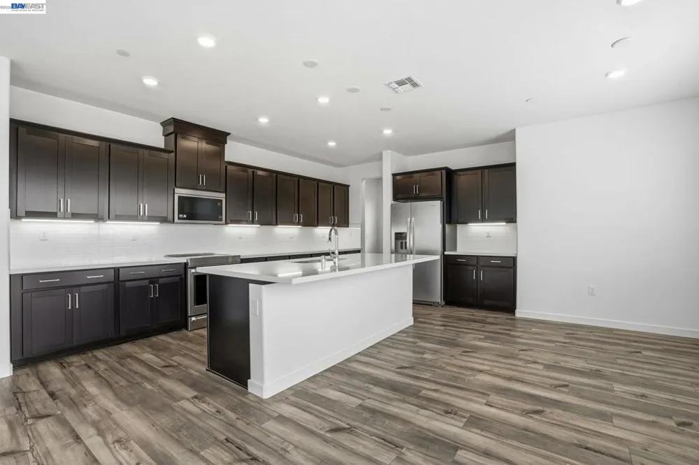 1004 Bluebell Circle Discovery Bay, CA 94505