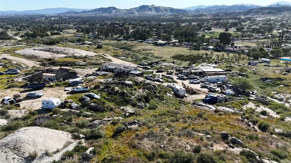 22169 Rocky Hills Perris, CA 92570