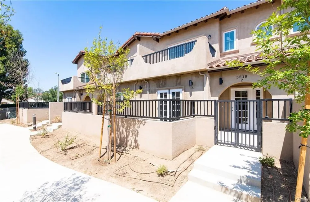 5518 E Los Angeles Avenue #2 Simi Valley, CA 93063