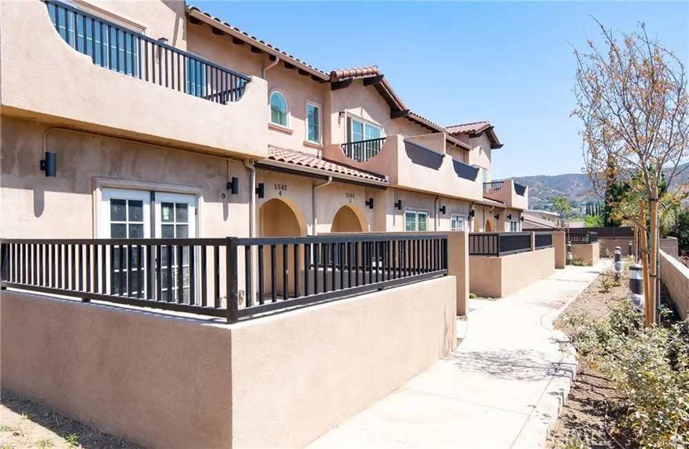 5518 E Los Angeles Avenue #2 Simi Valley, CA 93063