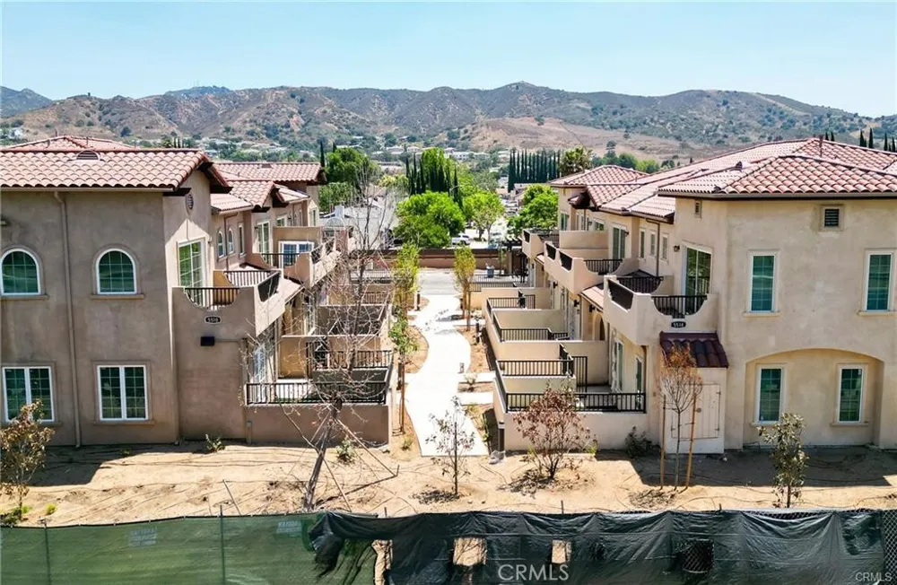 5518 E Los Angeles Avenue #2 Simi Valley, CA 93063