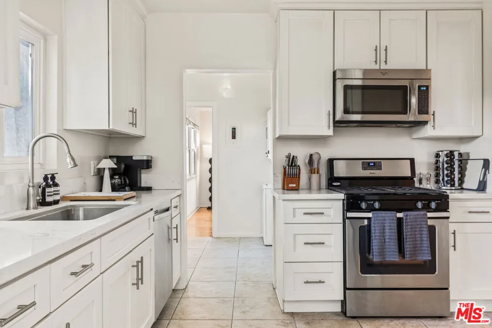 329 S Reeves Drive Beverly Hills, CA 90212