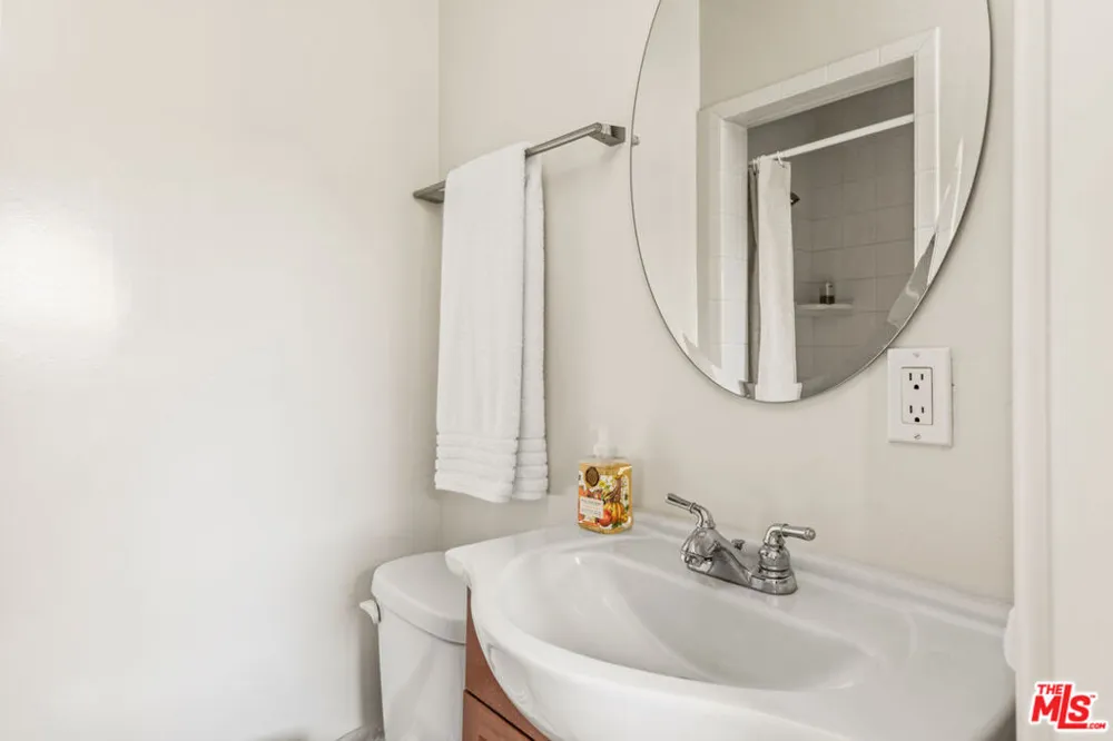 329 S Reeves Drive Beverly Hills, CA 90212
