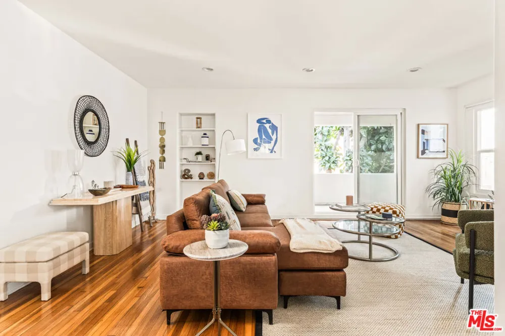 329 S Reeves Drive Beverly Hills, CA 90212