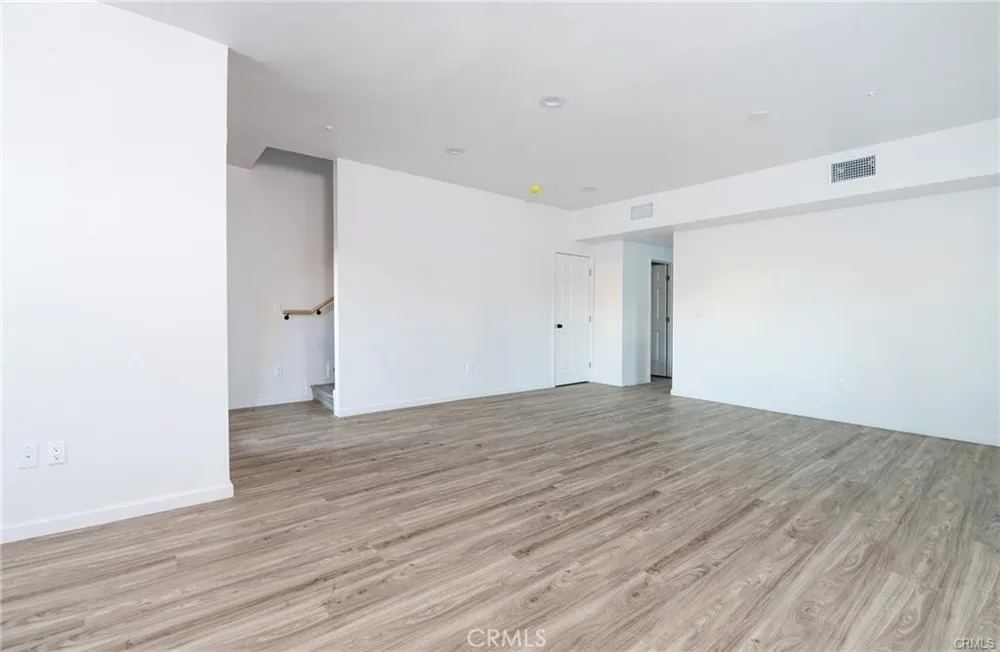 5518 E Los Angeles Avenue #3 Simi Valley, CA 93063