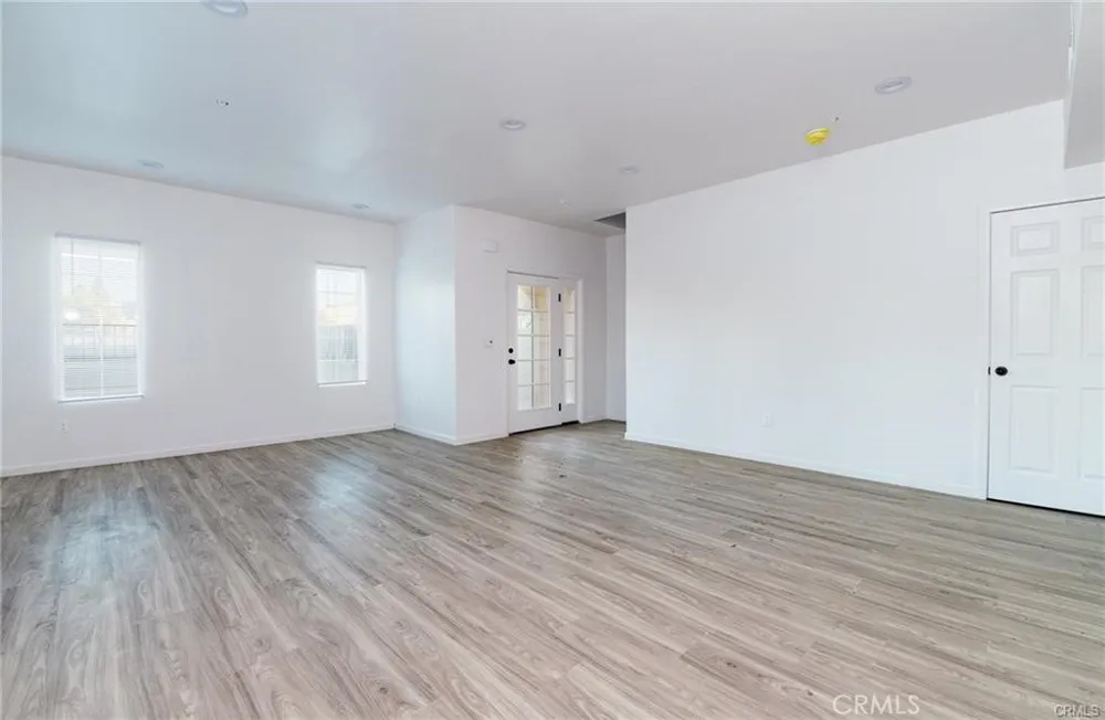 5518 E Los Angeles Avenue #3 Simi Valley, CA 93063