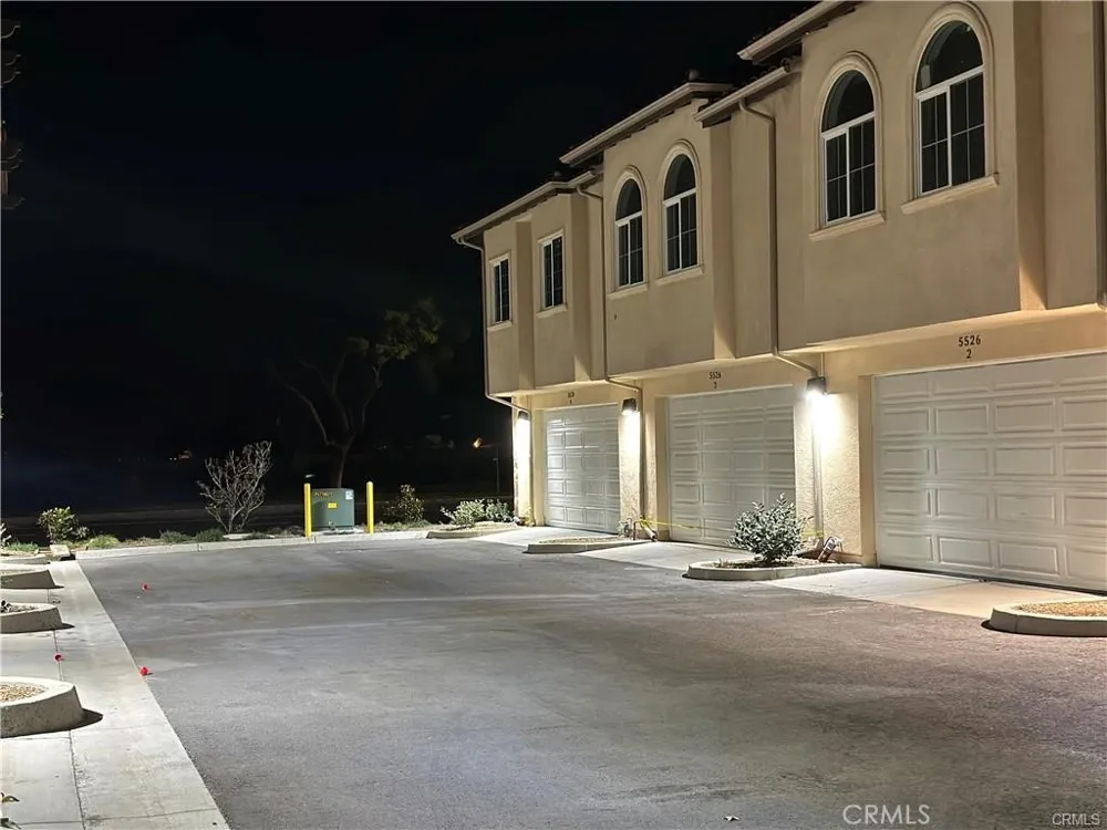 5510 E Los Angeles Avenue #2 Simi Valley, CA 93063