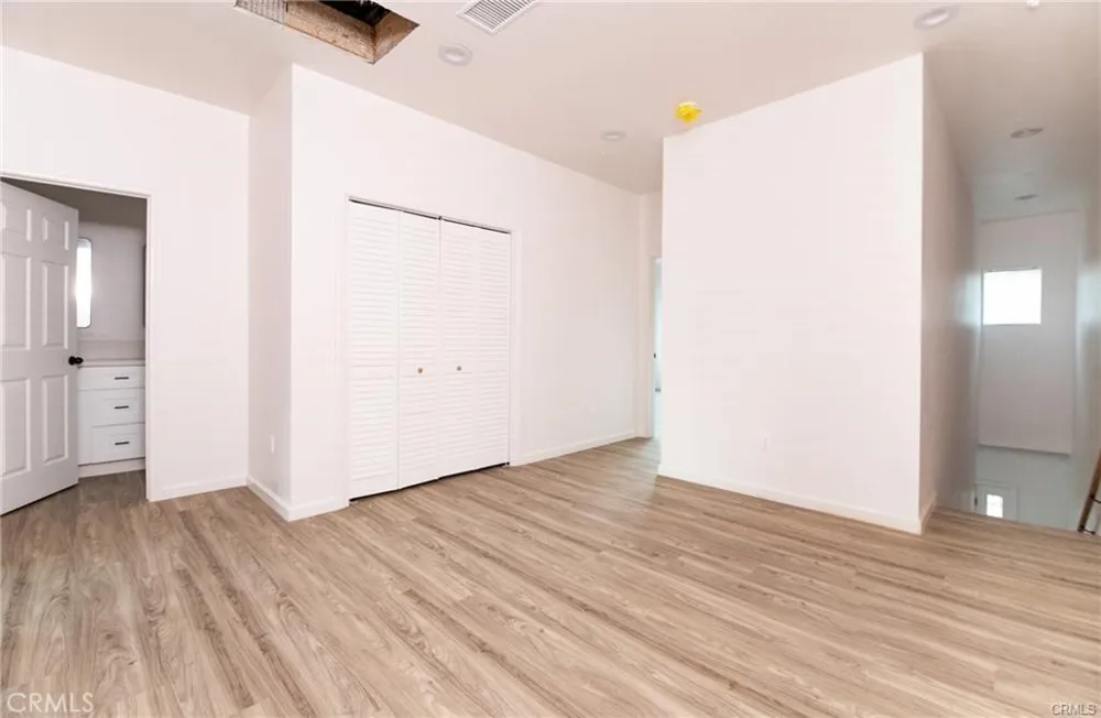 5526 E Los Angeles Avenue #4 Simi Valley, CA 93063