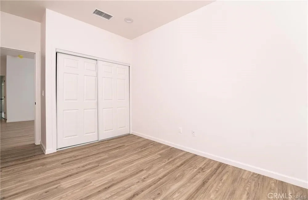 5526 E Los Angeles Avenue #4 Simi Valley, CA 93063