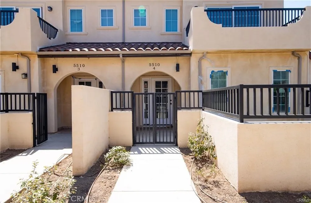 5526 E Los Angeles Avenue #4 Simi Valley, CA 93063