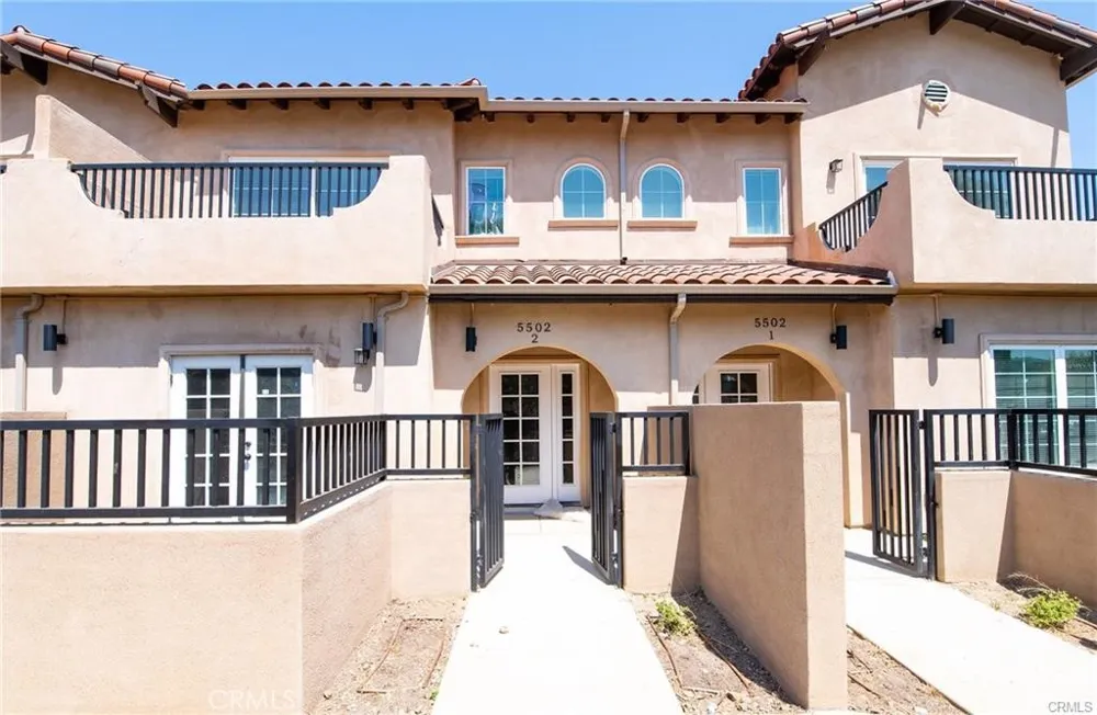 5526 E Los Angeles Avenue #4 Simi Valley, CA 93063