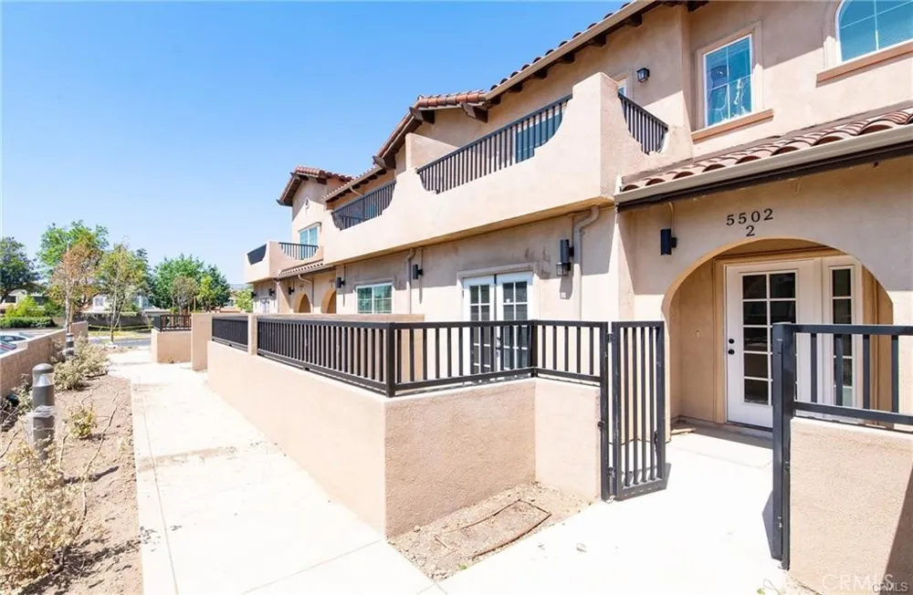 5526 E Los Angeles Avenue #3 Simi Valley, CA 93063