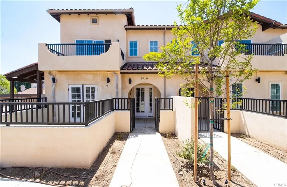 5502 E Los Angeles Avenue #2 Simi Valley, CA 93063