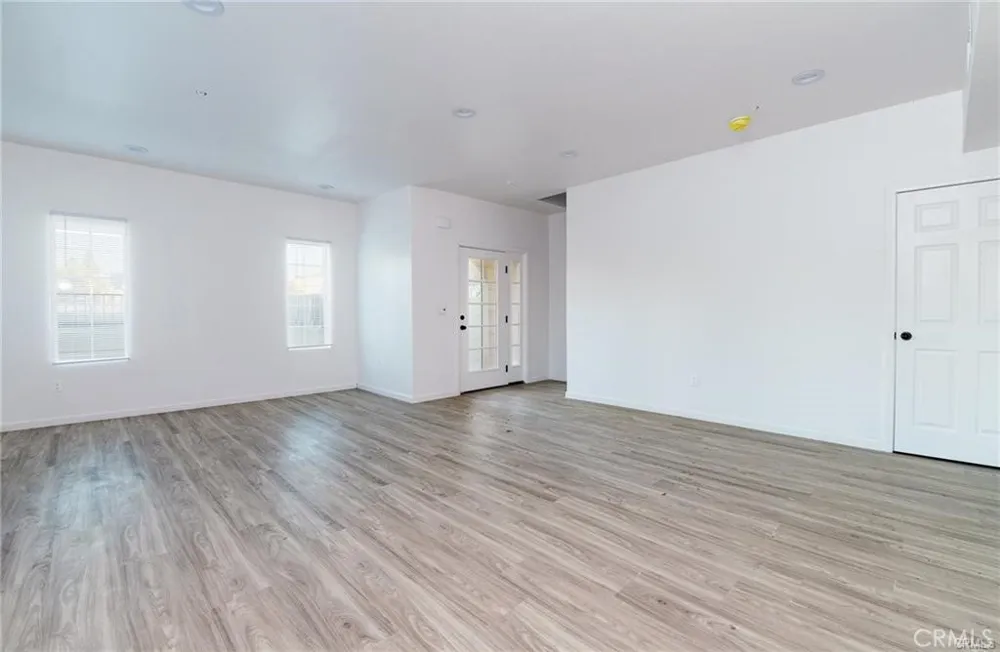 5502 E Los Angeles Avenue #1 Simi Valley, CA 93063