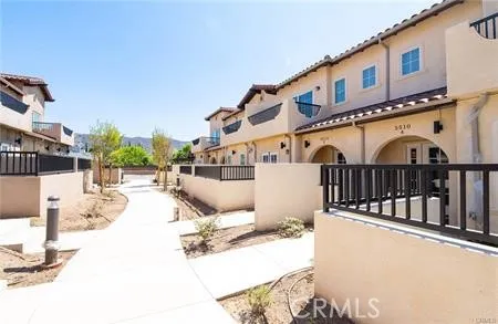 5502 E Los Angeles Avenue #4 Simi Valley, CA 93063
