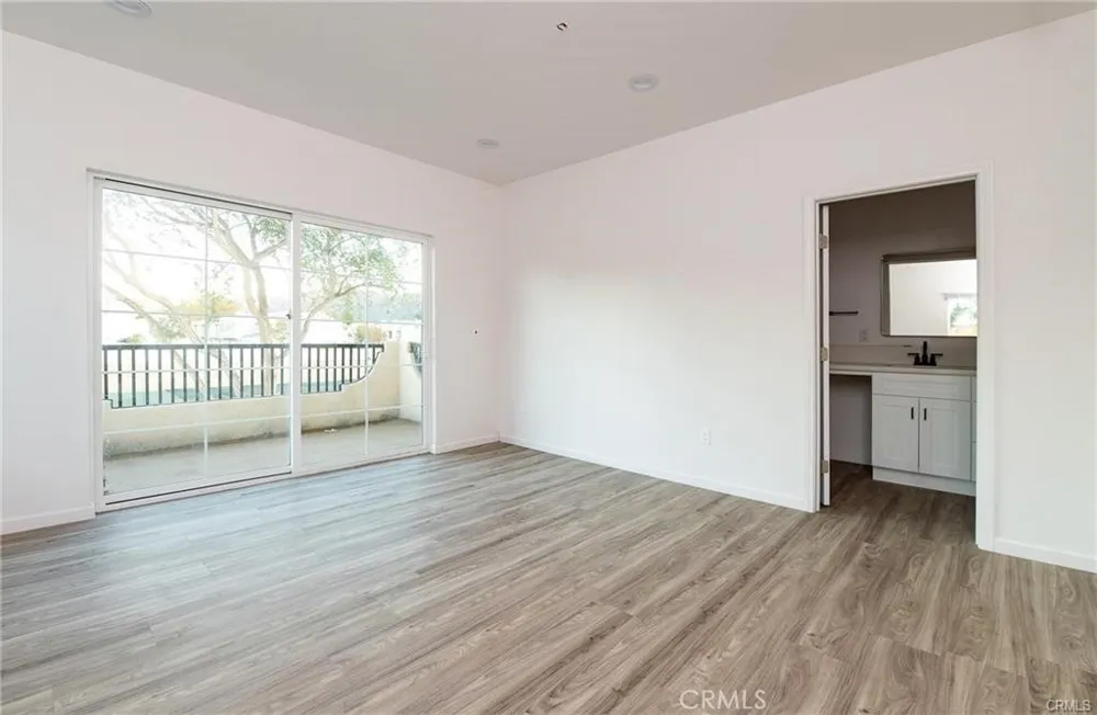 5502 E Los Angeles Avenue #4 Simi Valley, CA 93063
