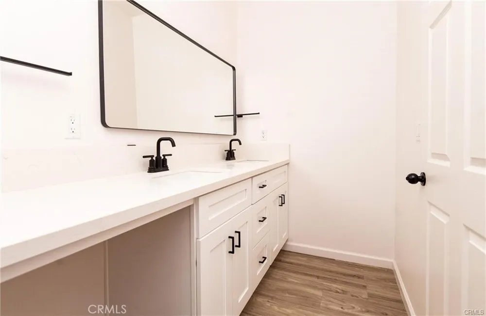 5502 E Los Angeles Avenue #4 Simi Valley, CA 93063
