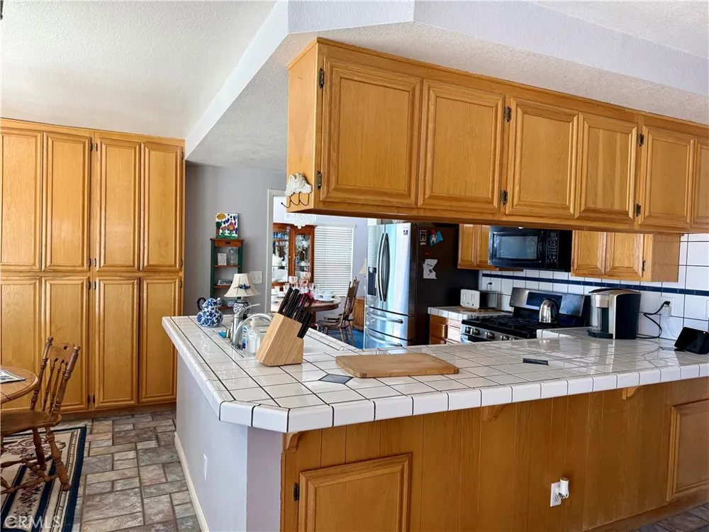12225 San Dimas Street Victorville, CA 92392