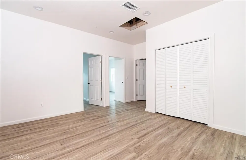 5526 E Los Angeles Avenue #2 Simi Valley, CA 93063