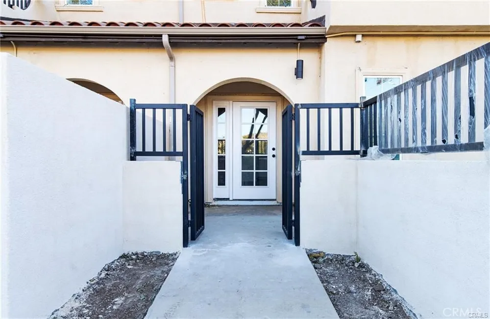 5526 E Los Angeles Avenue #2 Simi Valley, CA 93063