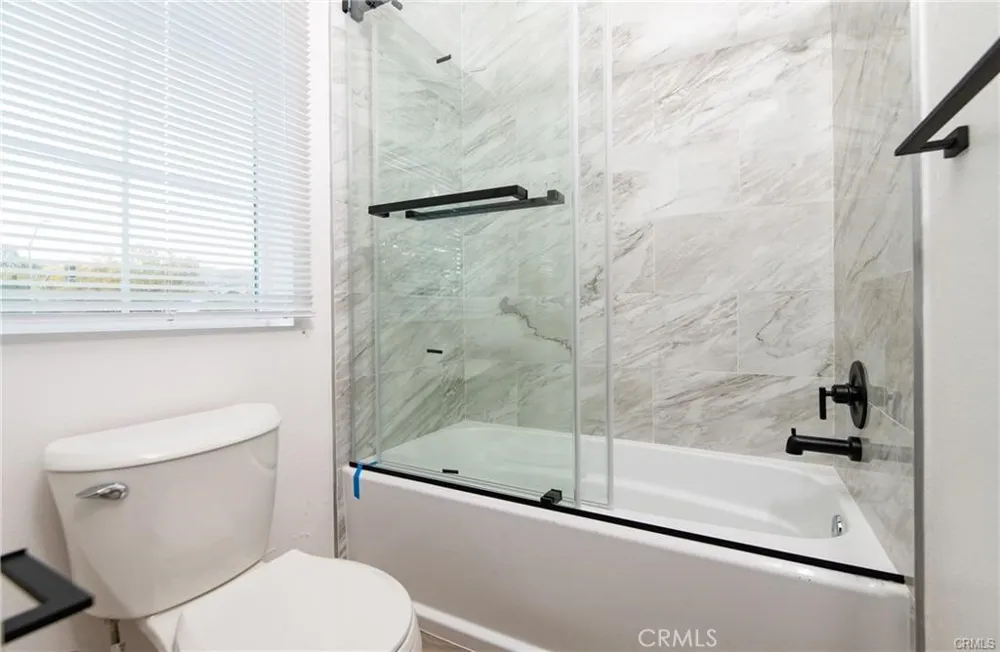 5526 E Los Angeles Avenue #2 Simi Valley, CA 93063