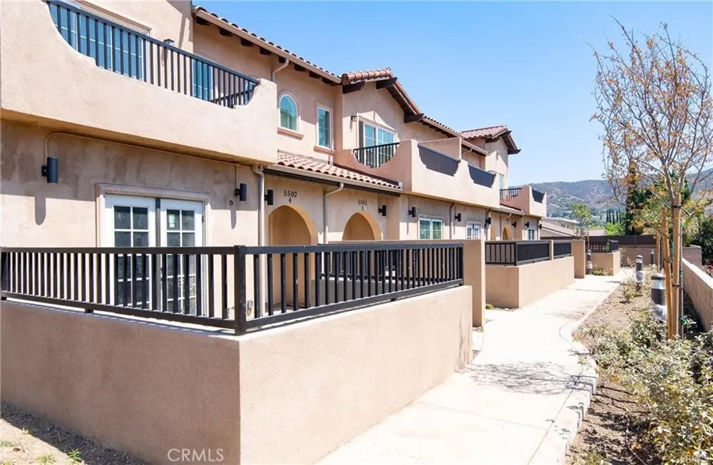 5526 E Los Angeles Avenue #2 Simi Valley, CA 93063