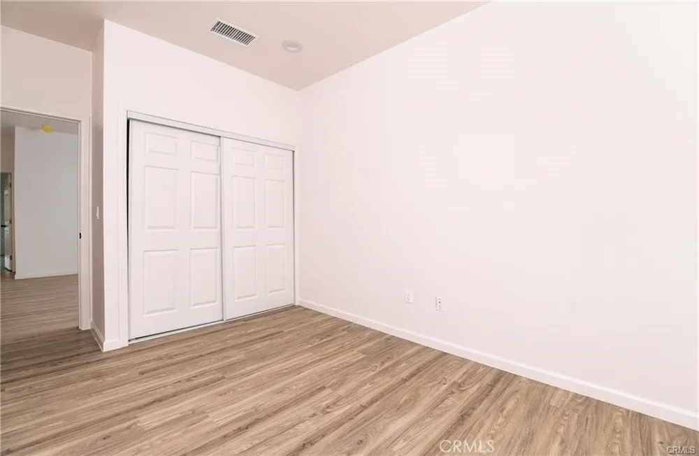 5526 E Los Angeles Avenue #2 Simi Valley, CA 93063