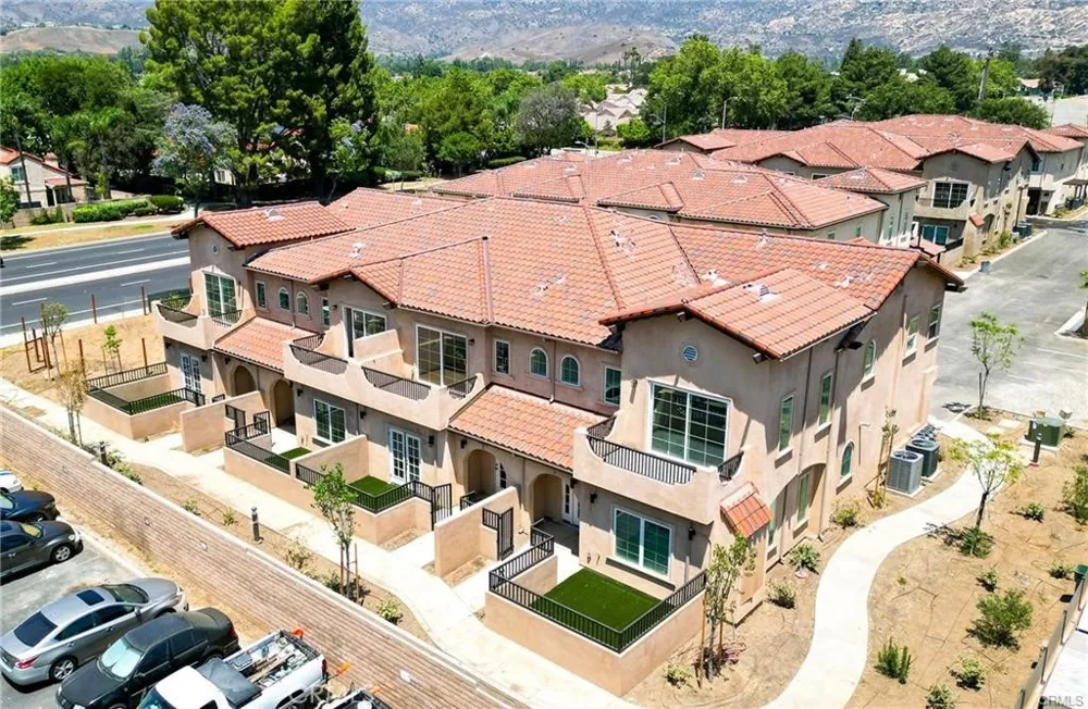 5526 E Los Angeles Avenue #2 Simi Valley, CA 93063