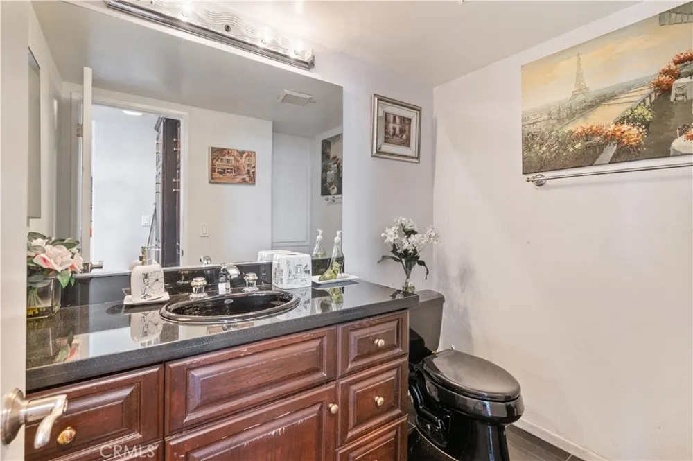 867 Aubrey Court #1 Hermosa Beach, CA 90254