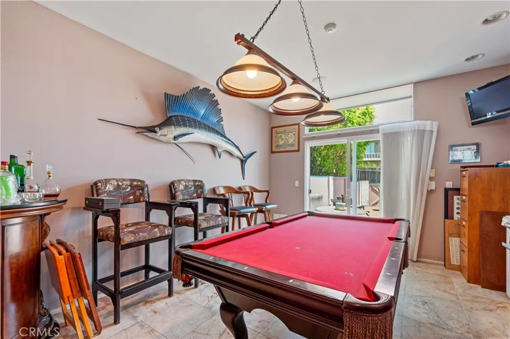 867 Aubrey Court #1 Hermosa Beach, CA 90254