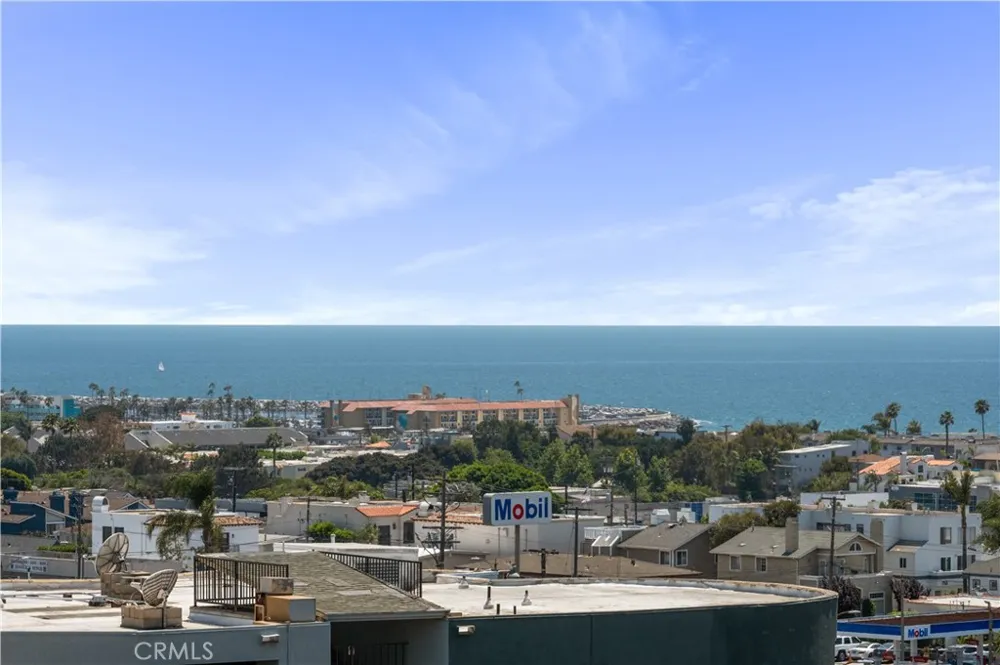 867 Aubrey Court #1 Hermosa Beach, CA 90254