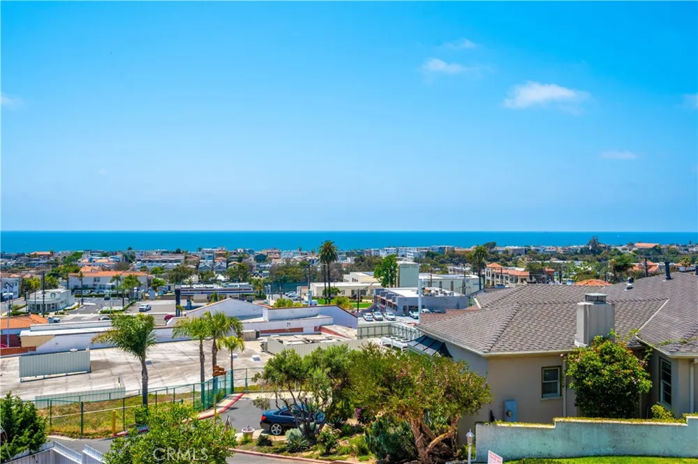 867 Aubrey Court #1 Hermosa Beach, CA 90254