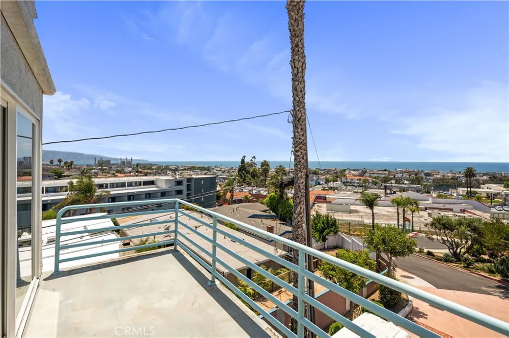 867 Aubrey Court #1 Hermosa Beach, CA 90254