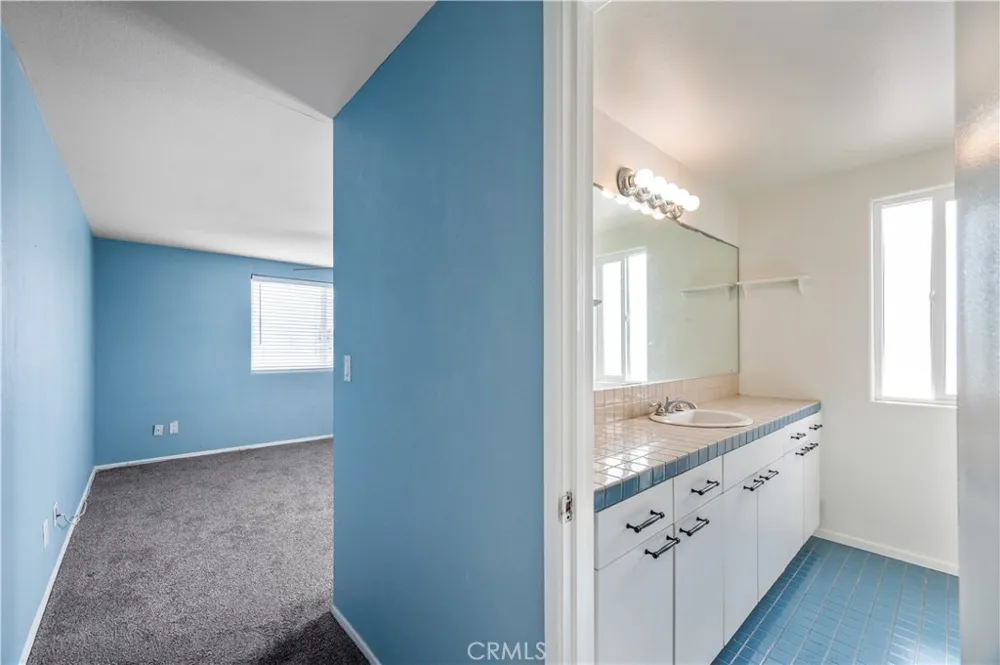 867 Aubrey Court #1 Hermosa Beach, CA 90254