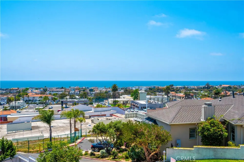 867 Aubrey Court #1 Hermosa Beach, CA 90254