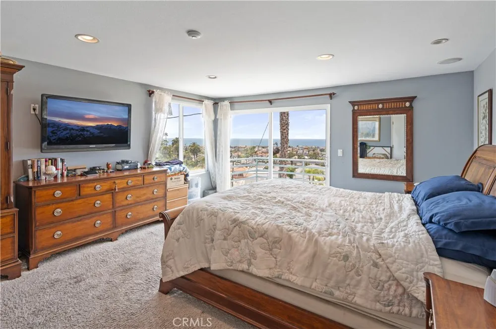867 Aubrey Court #1 Hermosa Beach, CA 90254