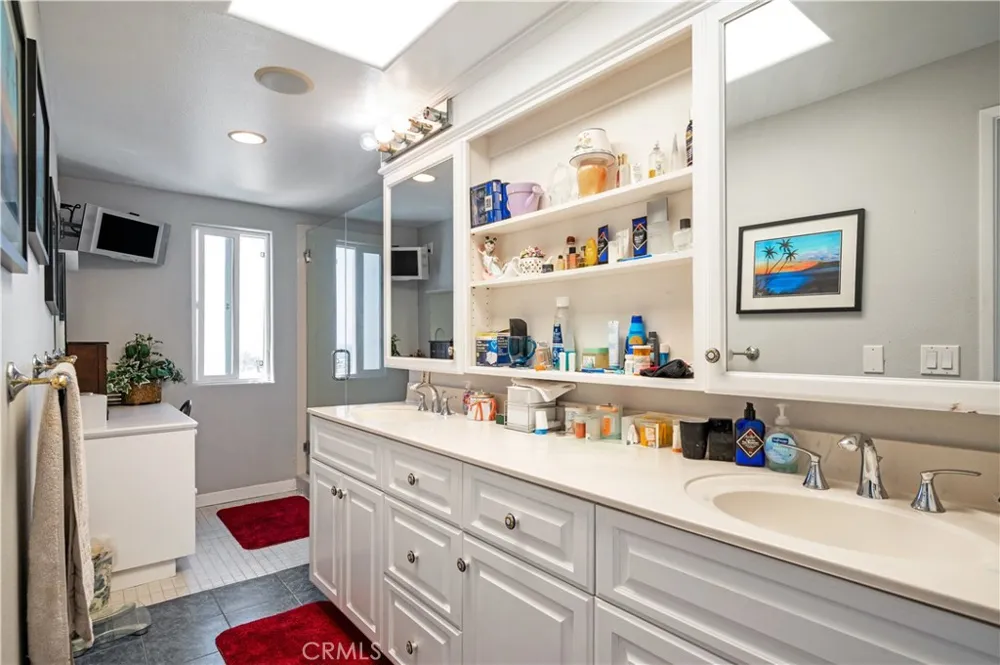 867 Aubrey Court #1 Hermosa Beach, CA 90254