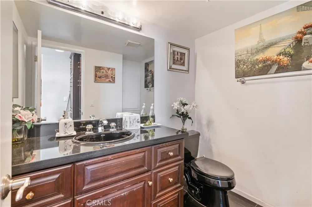 867 Aubrey Court #1 Hermosa Beach, CA 90254