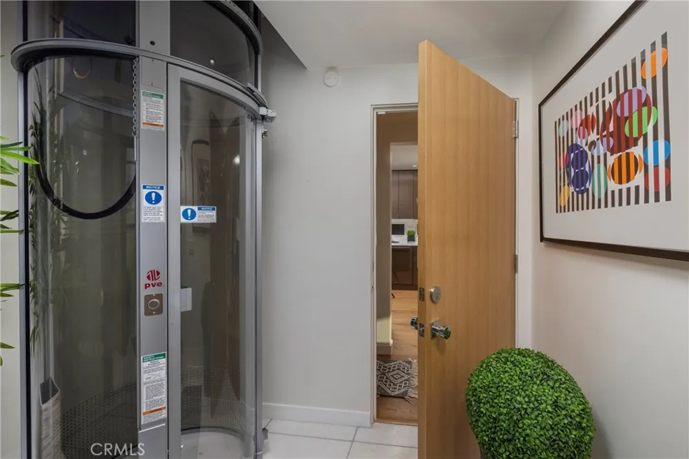 10 66th Place Long Beach, CA 90803