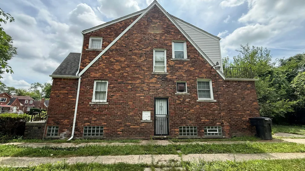 15055 Mark Twain Street Detroit, MI 48227
