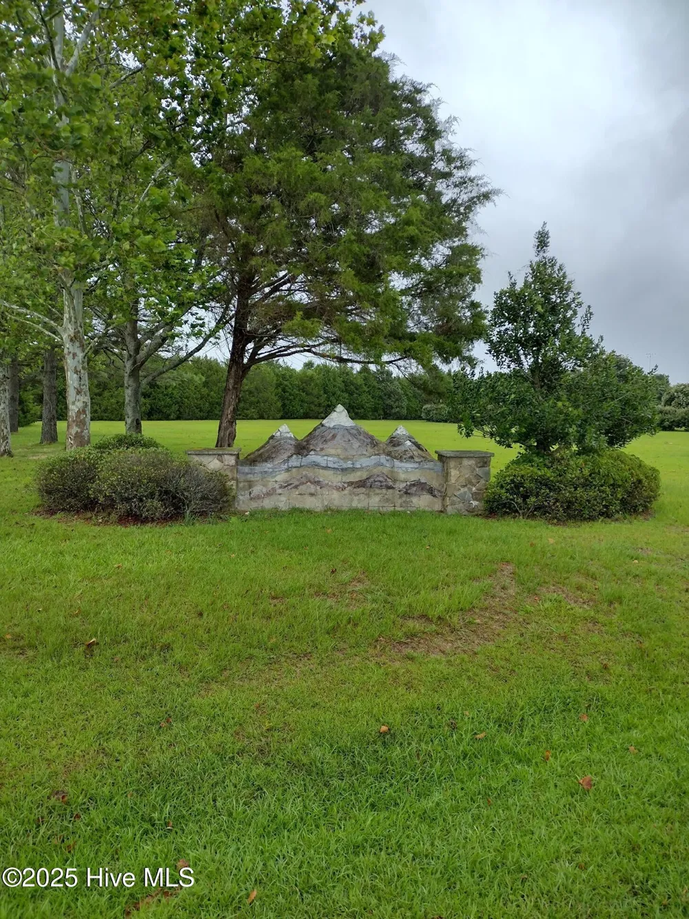 101 Indian Kettle Road Jarvisburg, NC 27947