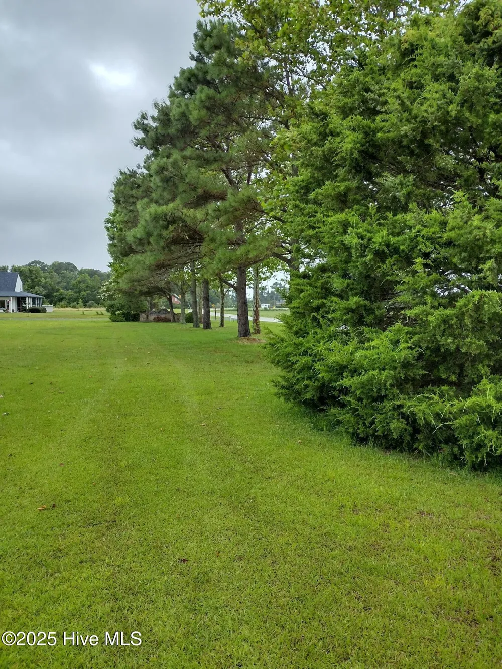 101 Indian Kettle Road Jarvisburg, NC 27947