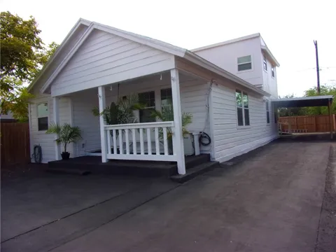 2722 Greenwood Drive